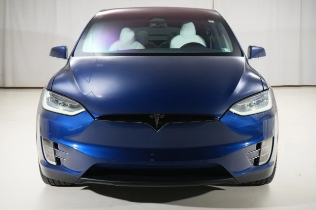 2020 Tesla Model X - Image 5 of 21