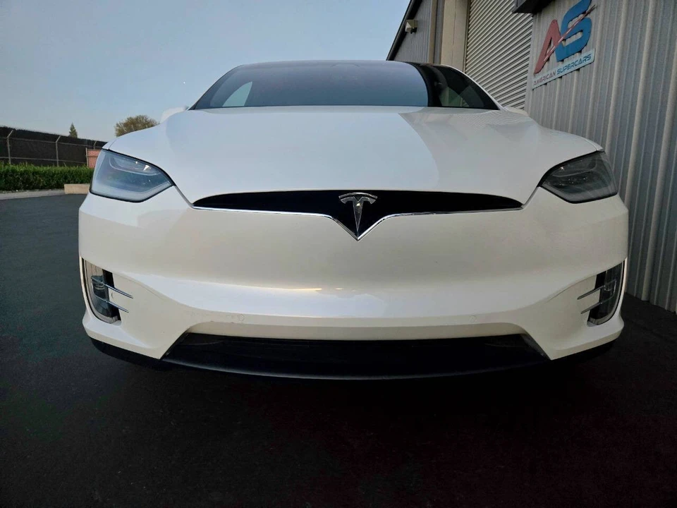 2020 Tesla Model X - Image 13 of 21