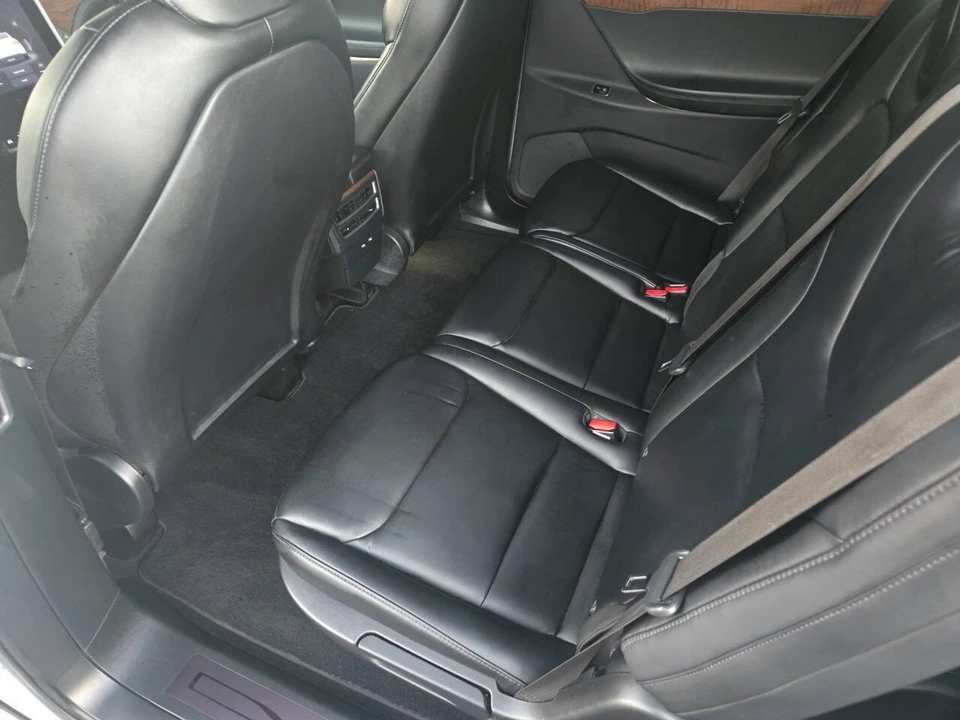 2020 Tesla Model X - Image 18 of 21