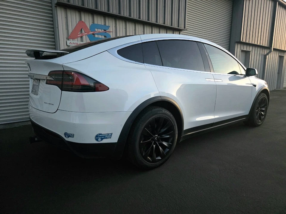 2020 Tesla Model X - Image 7 of 21