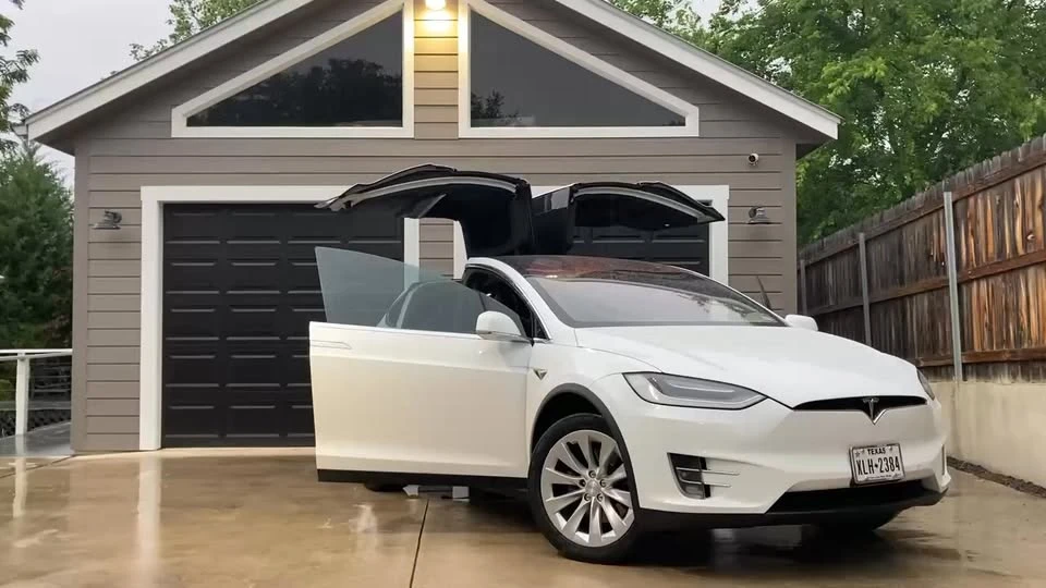 2020 Tesla Model X - Image 21 of 21