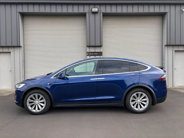 2020 Tesla Model X - Image 3 of 15