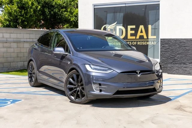 2020 Tesla Model X - Image 2 of 21