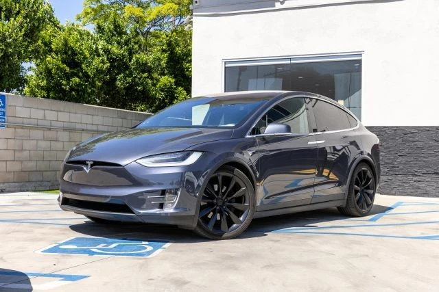 2020 Tesla Model X - Image 4 of 21