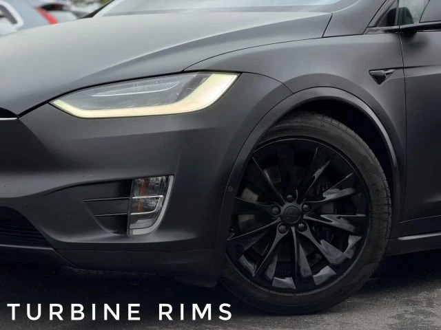 2020 Tesla Model X - Image 2 of 21