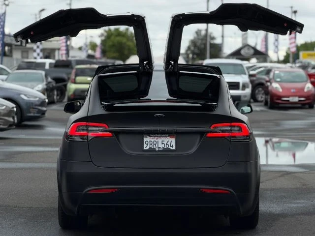 2020 Tesla Model X - Image 13 of 21