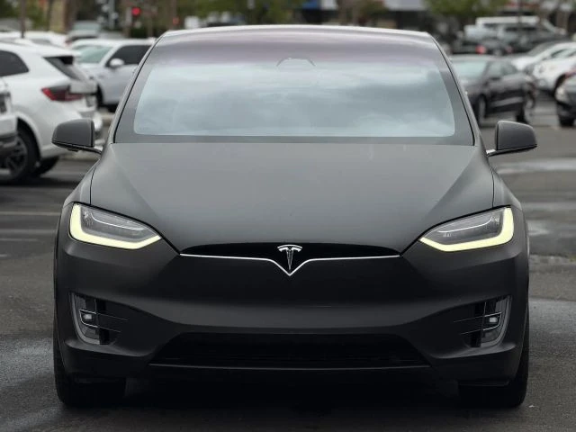 2020 Tesla Model X - Image 5 of 21