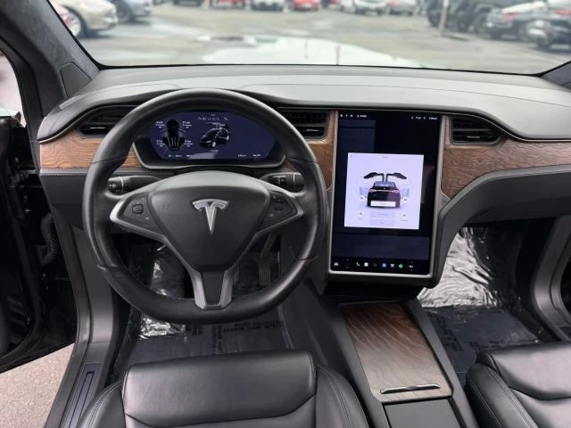 2020 Tesla Model X - Image 20 of 21