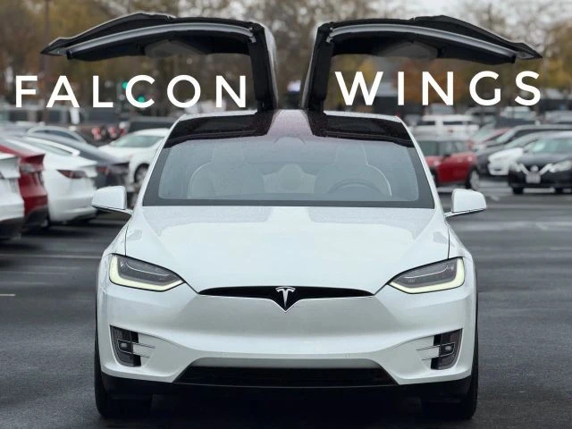 2020 Tesla Model X - Image 11 of 12