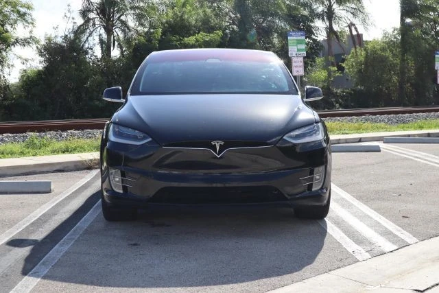2020 Tesla Model X - Image 3 of 21