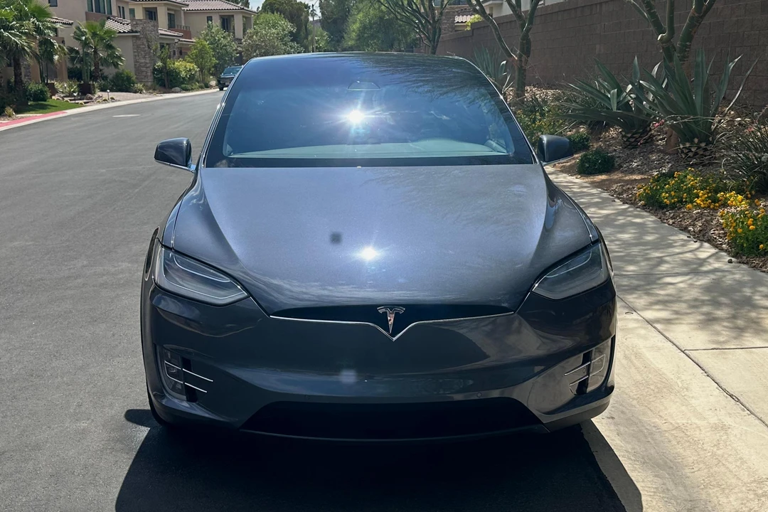 2020 Tesla Model X - Image 6 of 31
