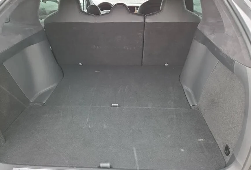 2020 Tesla Model X - Image 11 of 11