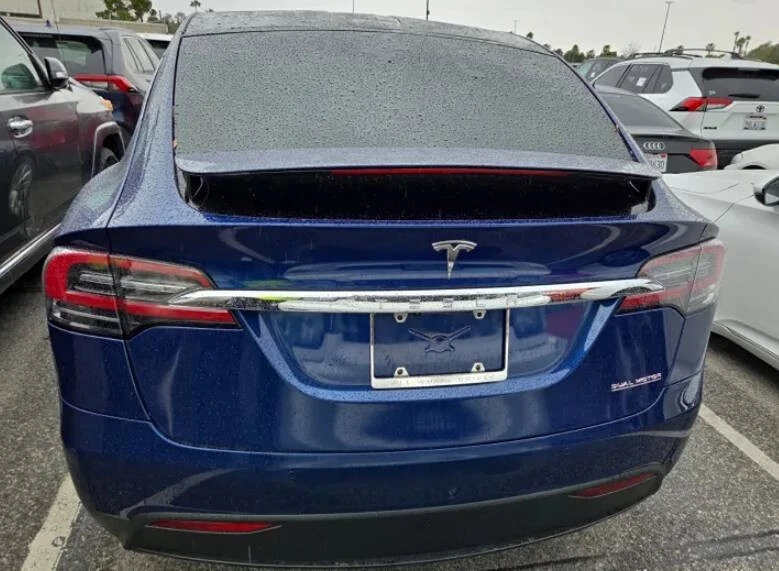 2020 Tesla Model X - Image 6 of 11
