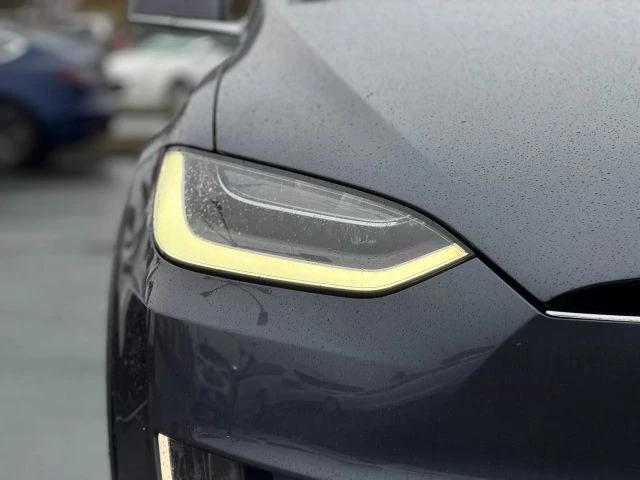 2020 Tesla Model X - Image 6 of 29
