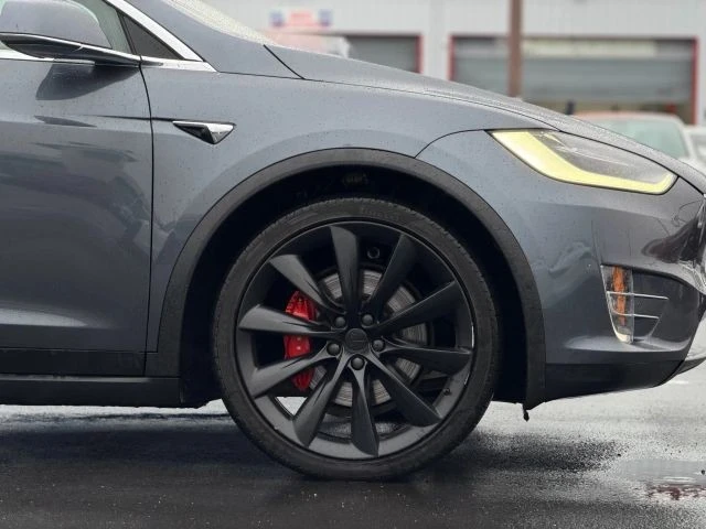 2020 Tesla Model X - Image 7 of 21