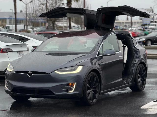2020 Tesla Model X - Image 12 of 29