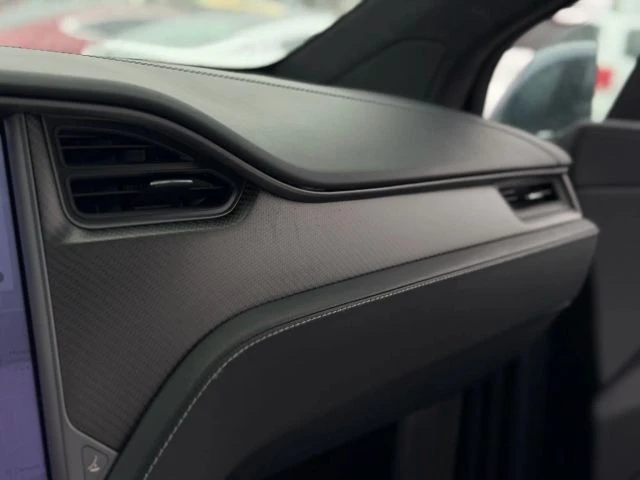 2020 Tesla Model X - Image 26 of 29
