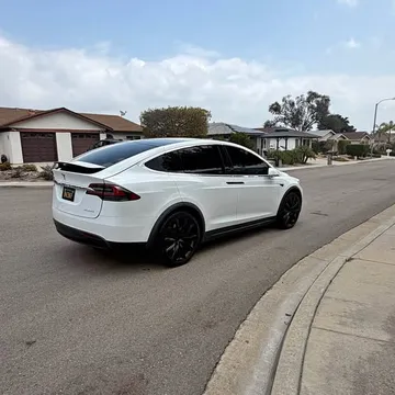 2020 Tesla Model X Performance with Ludicrous Mode