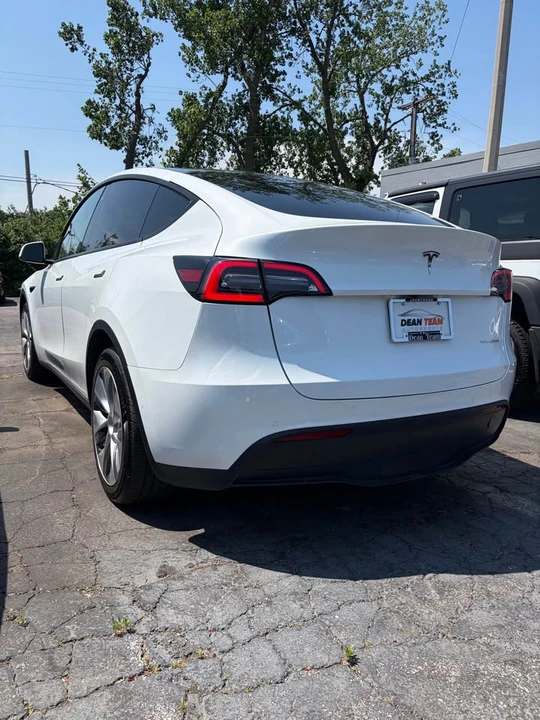 2020 Tesla Model Y - Image 6 of 9