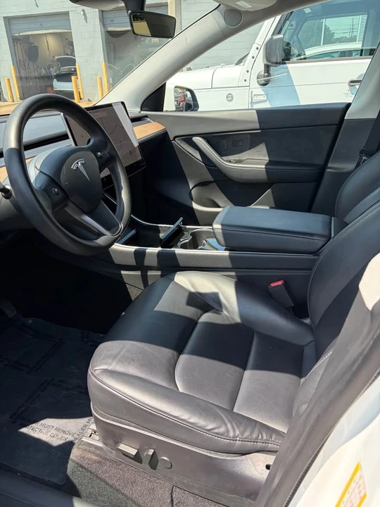 2020 Tesla Model Y - Image 7 of 9