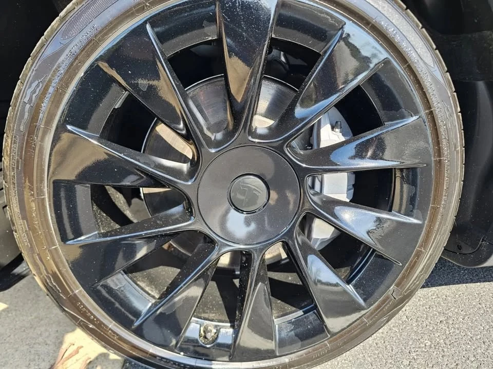 2020 Tesla Model Y - Image 16 of 16