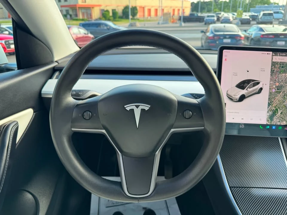 2020 Tesla Model Y - Image 14 of 20