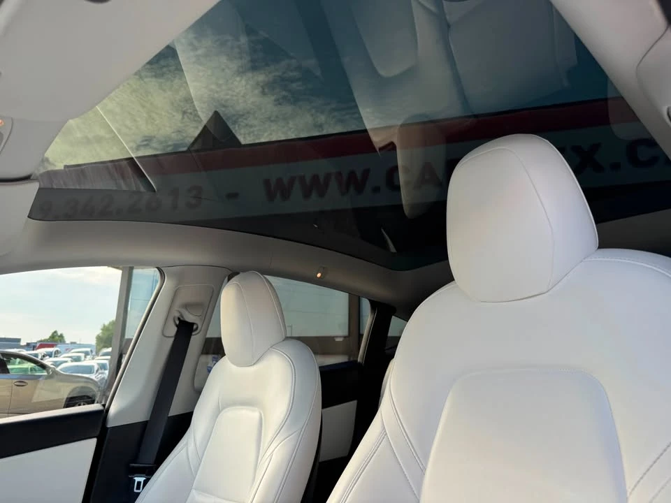 2020 Tesla Model Y - Image 19 of 20