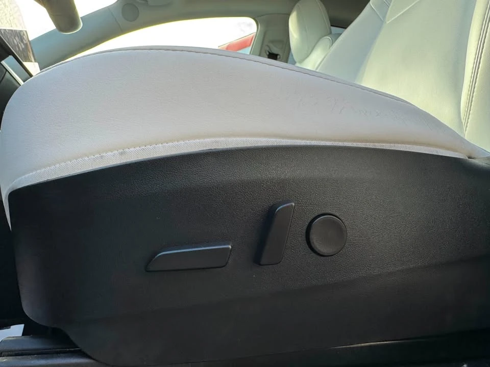 2020 Tesla Model Y - Image 12 of 20