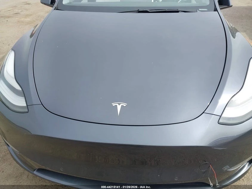 2020 Tesla Model Y - Image 5 of 9