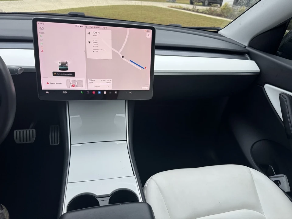 2020 Tesla Model Y - Image 9 of 10