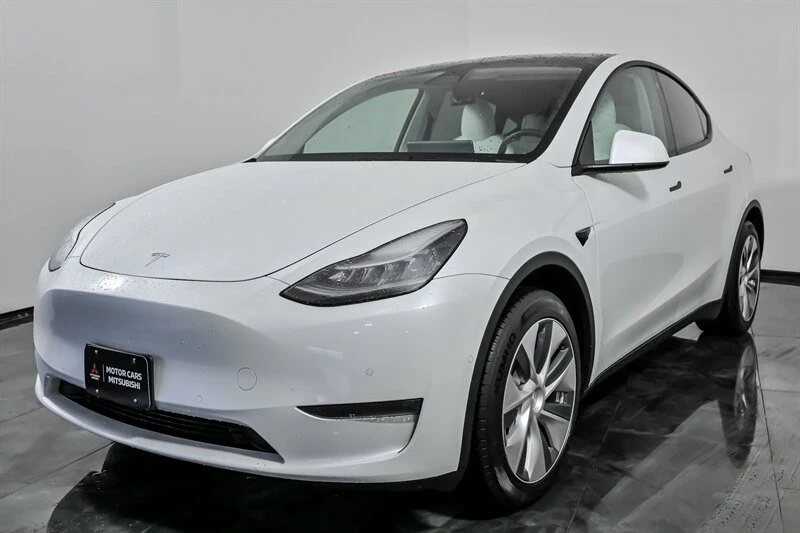 2020 Tesla Model Y - Image 5 of 21
