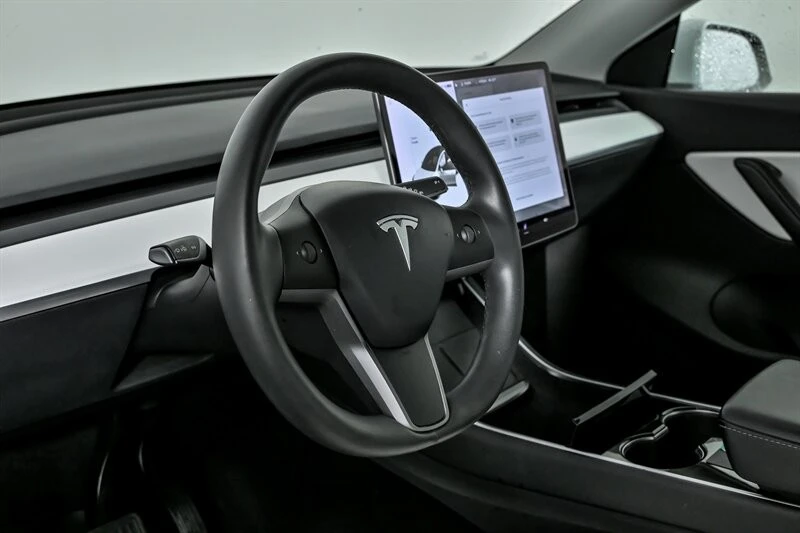 2020 Tesla Model Y - Image 21 of 21