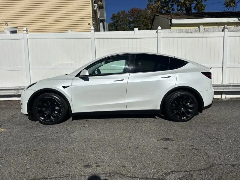2020 Tesla Model Y - Image 4 of 12