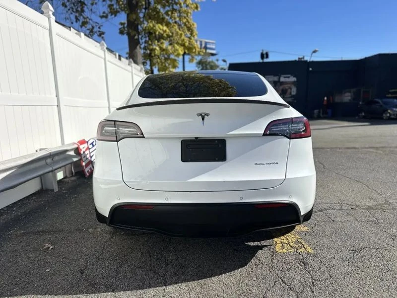 2020 Tesla Model Y - Image 6 of 12