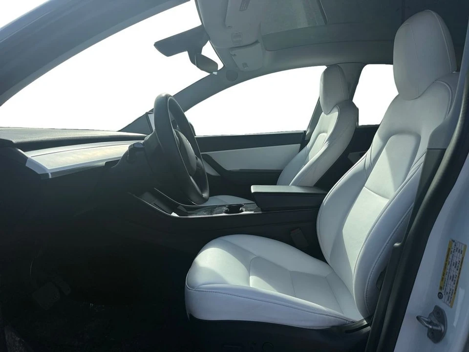 2020 Tesla Model Y - Image 13 of 21