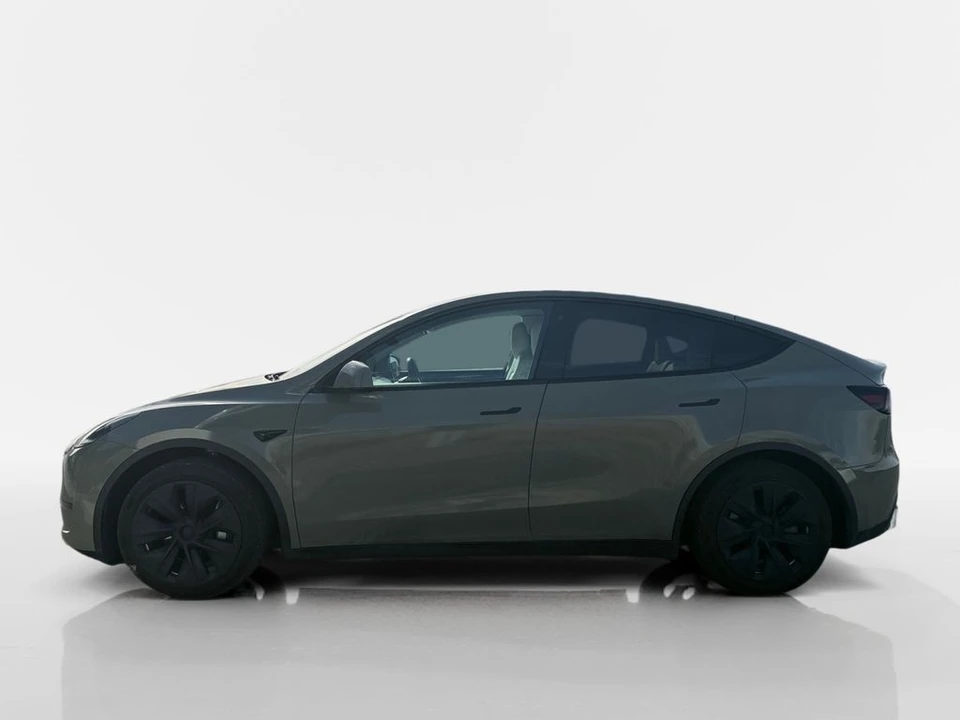 2020 Tesla Model Y - Image 5 of 21