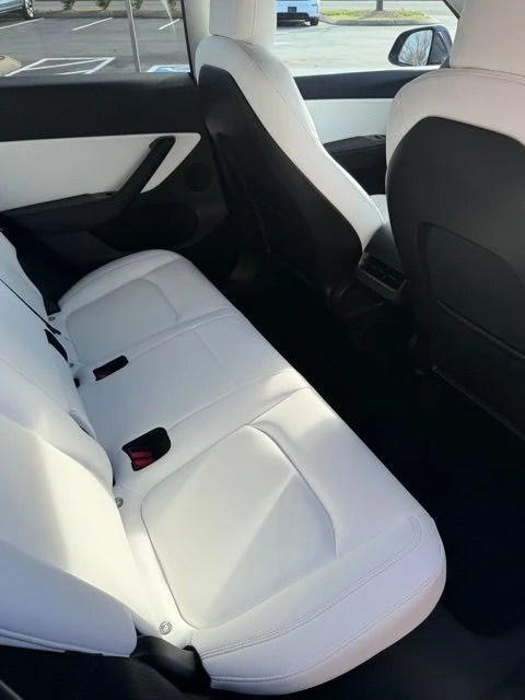 2020 Tesla Model Y - Image 18 of 20