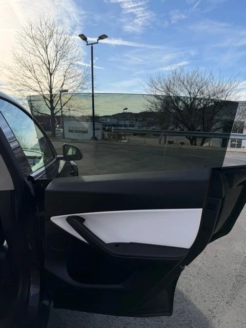 2020 Tesla Model Y - Image 19 of 20