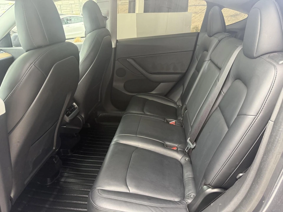 2020 Tesla Model Y - Image 15 of 21