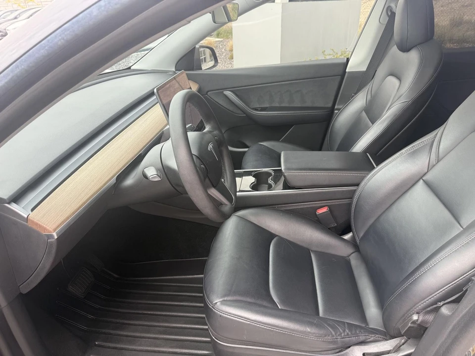 2020 Tesla Model Y - Image 13 of 21