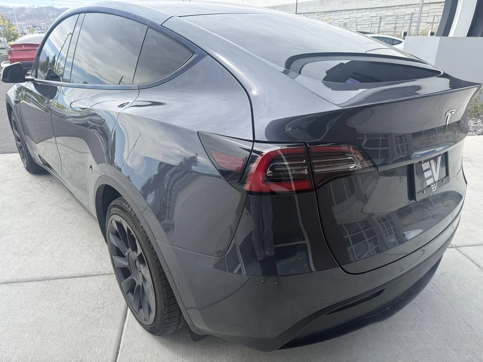 2020 Tesla Model Y - Image 6 of 21