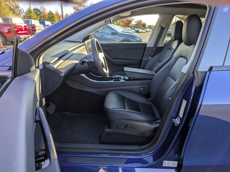 2020 Tesla Model Y - Image 12 of 12