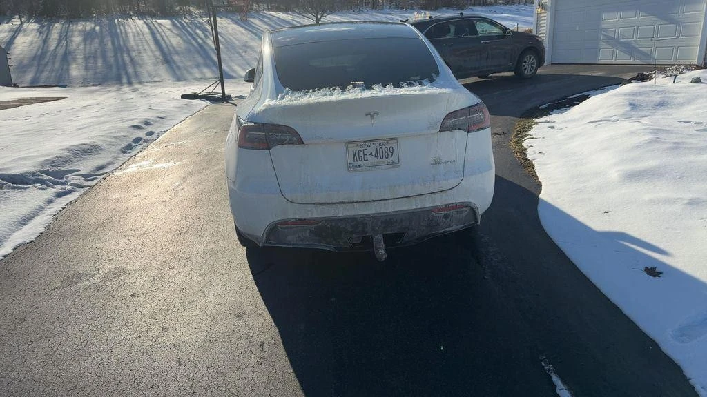 2020 Tesla Model Y - Image 8 of 8