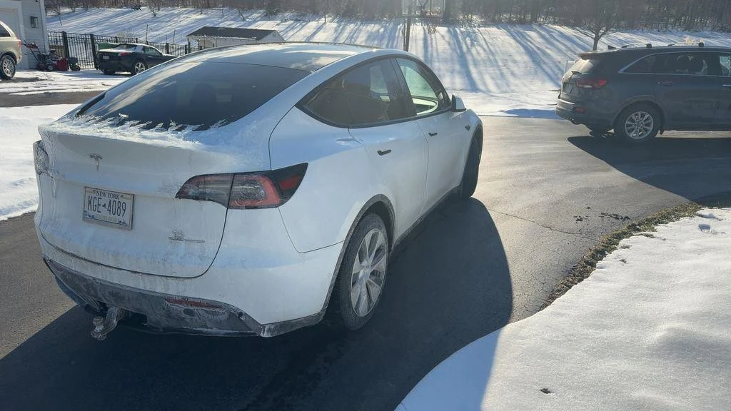 2020 Tesla Model Y - Image 6 of 8