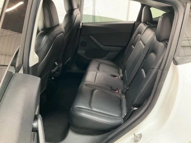 2020 Tesla Model Y - Image 4 of 6