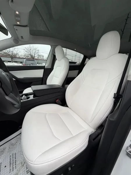 2020 Tesla Model Y - Image 9 of 12