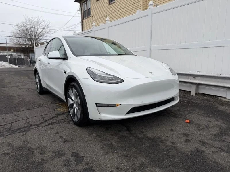 2020 Tesla Model Y - Image 3 of 12