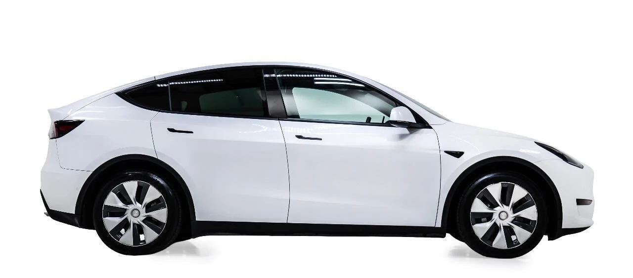 2020 Tesla Model Y - Image 5 of 12
