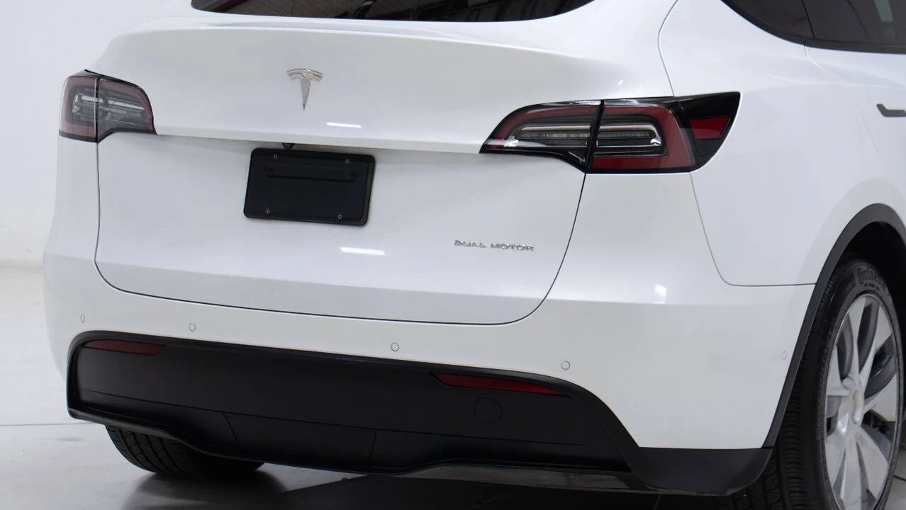 2020 Tesla Model Y - Image 12 of 12
