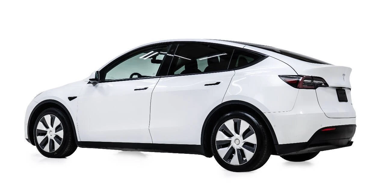 2020 Tesla Model Y - Image 4 of 12